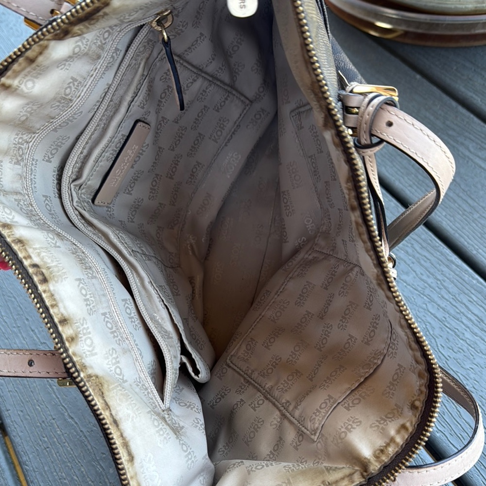 Michael Kors Black and Tan Signature Tote - Picture 8 of 9